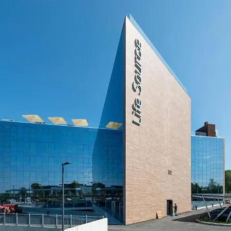 Life Hotel