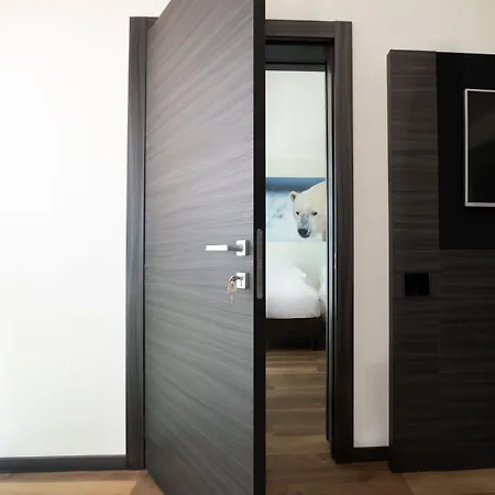 Hotell Life